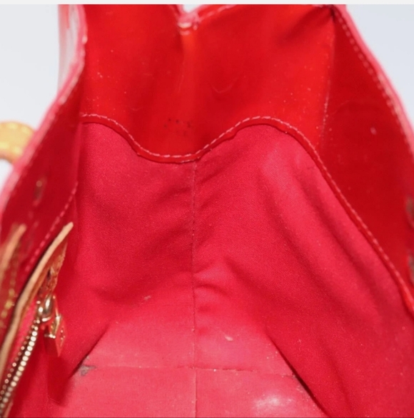 Louis Vuitton Monogram Vernis Reade PM - Picture 5 of 16